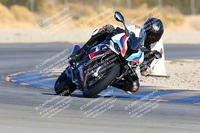 media/Jan-08-2022-SoCal Trackdays (Sat) [[1ec2777125]]/Turn 2 (150pm)/